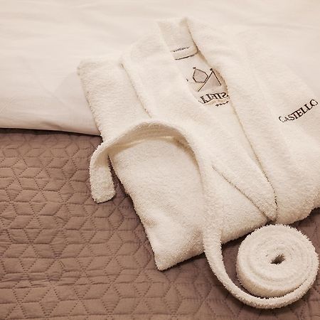 Castello Boutique Hotel Cacak Bagian luar foto