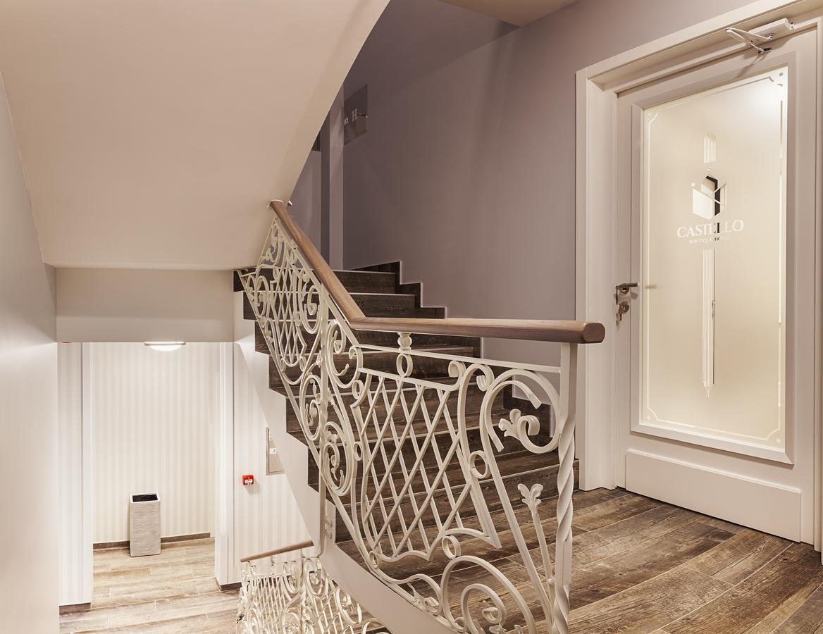Castello Boutique Hotel Cacak Bagian luar foto
