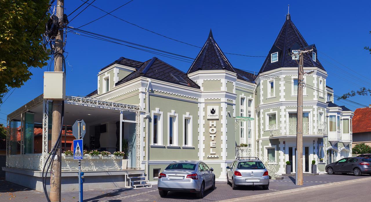 Castello Boutique Hotel Cacak Bagian luar foto
